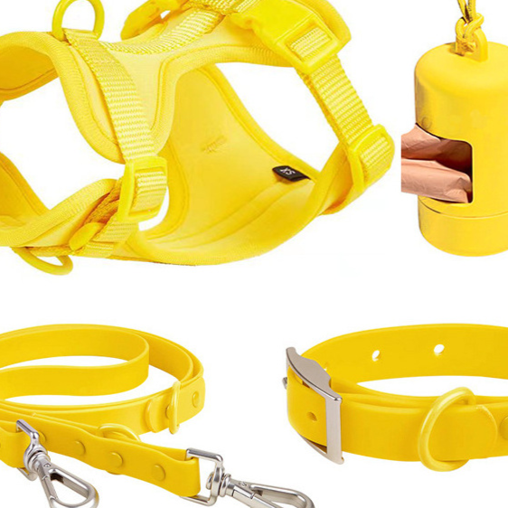 Harness for a pulling dog collar