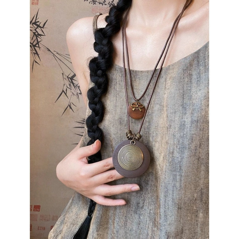 Vintage Feather Pendant Necklace