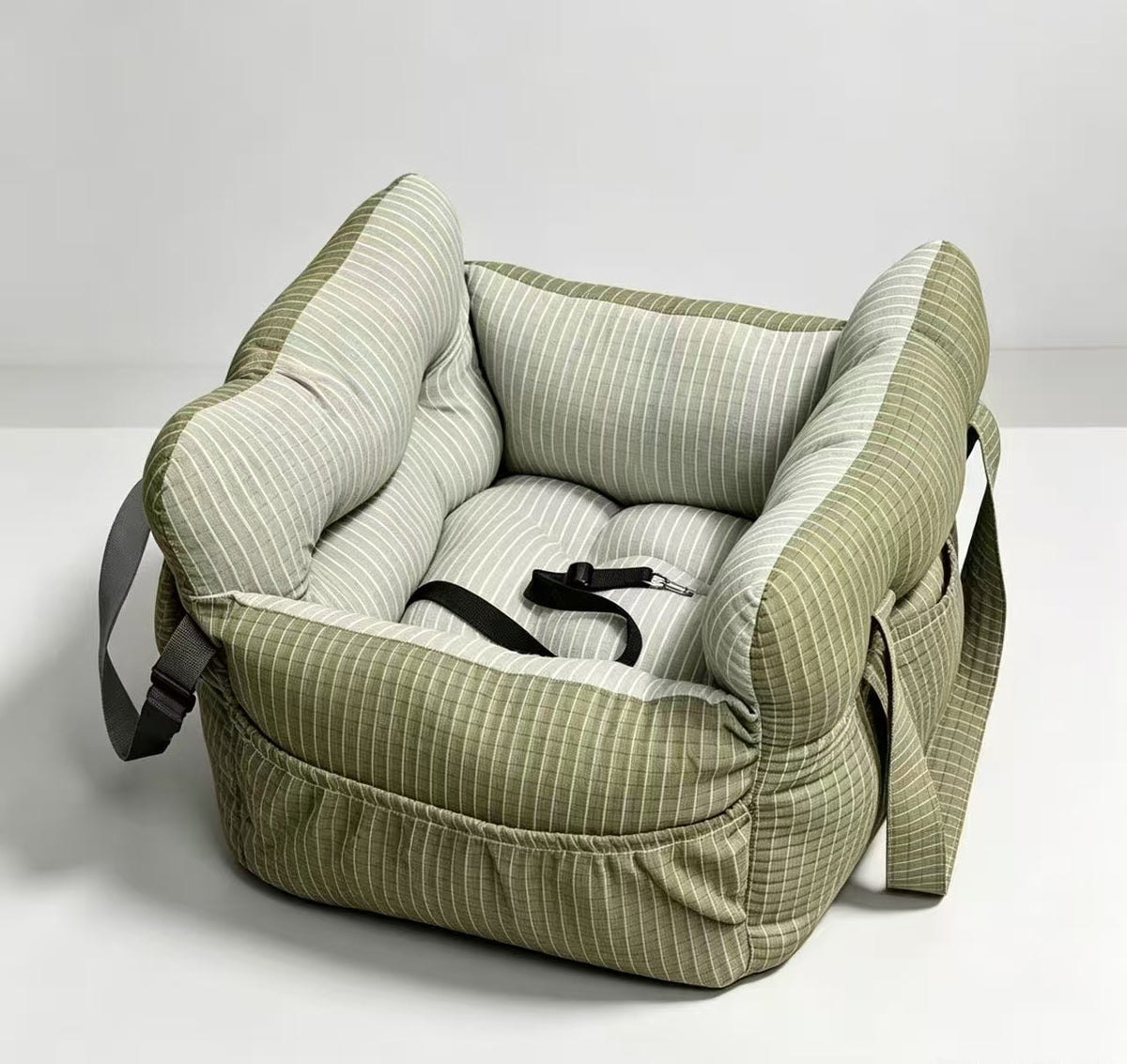 Car-Mounted Pet Bed for Dogs and Cats