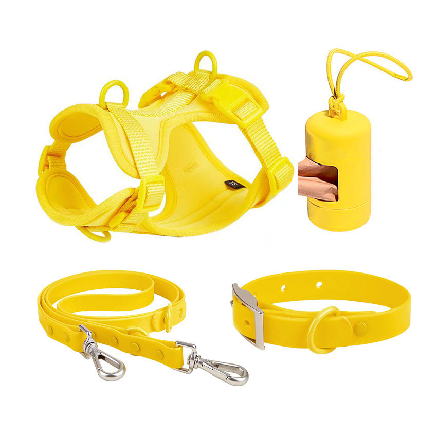 Harness for a pulling dog collar
